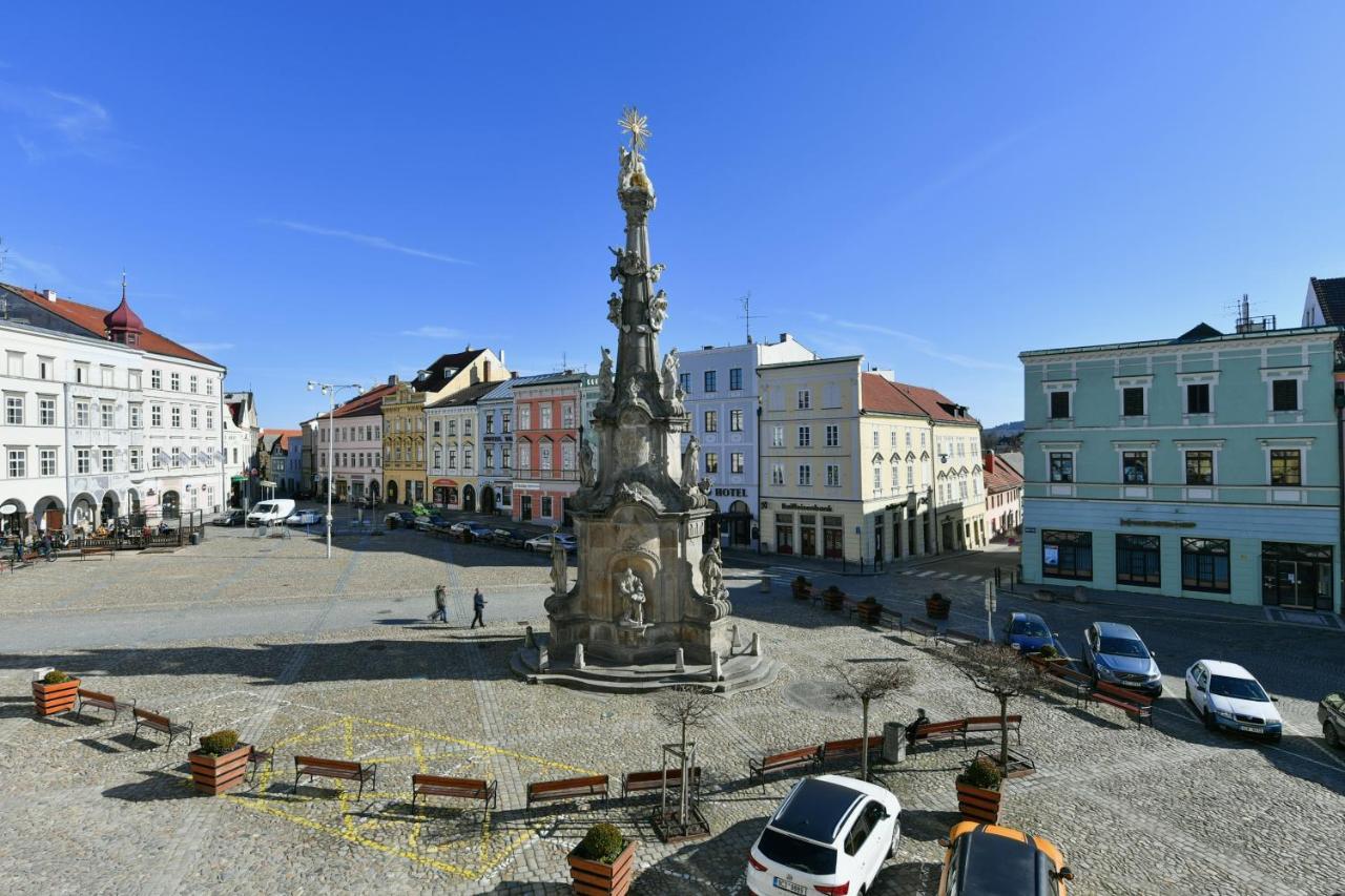 Apartmany Na Namesti 85 Jindřichův Hradec Extérieur photo