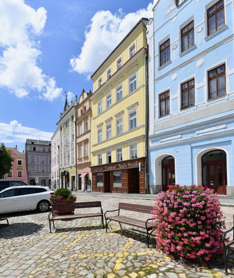 Apartmany Na Namesti 85 Jindřichův Hradec Extérieur photo