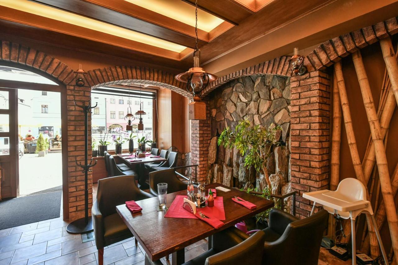 Apartmany Na Namesti 85 Jindřichův Hradec Extérieur photo