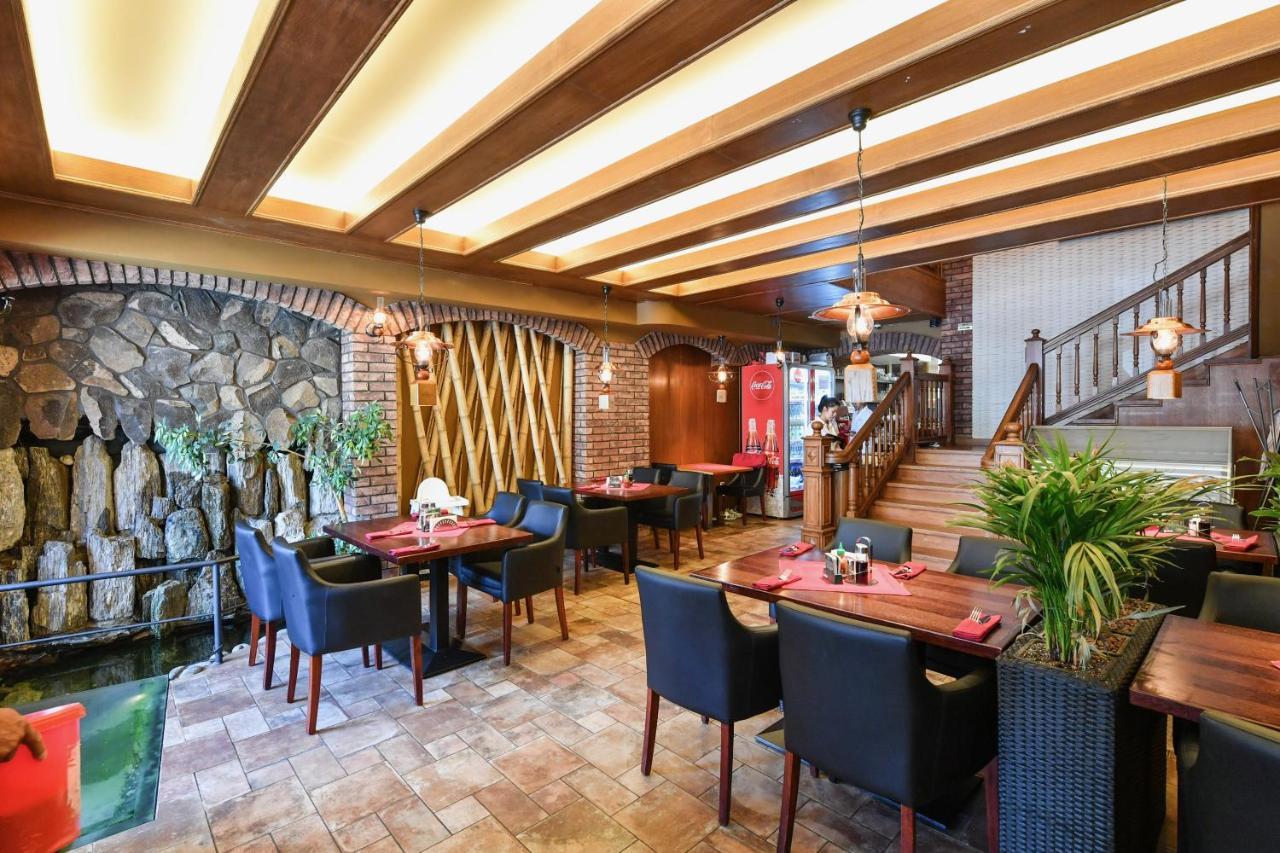 Apartmany Na Namesti 85 Jindřichův Hradec Extérieur photo